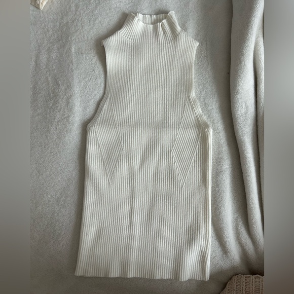 Pink Lily Clear My Schedule Ivory Mock Neck Sweater Tank - Picture 7 of 8